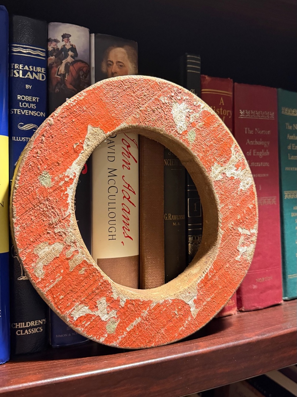 Decorative Distressed Round Wooden Letter O